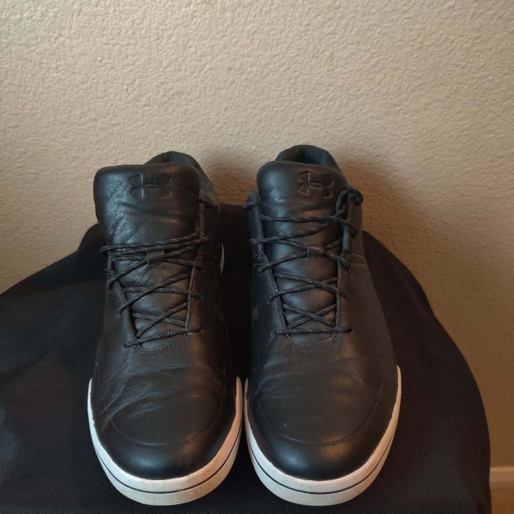 Men's sneakers